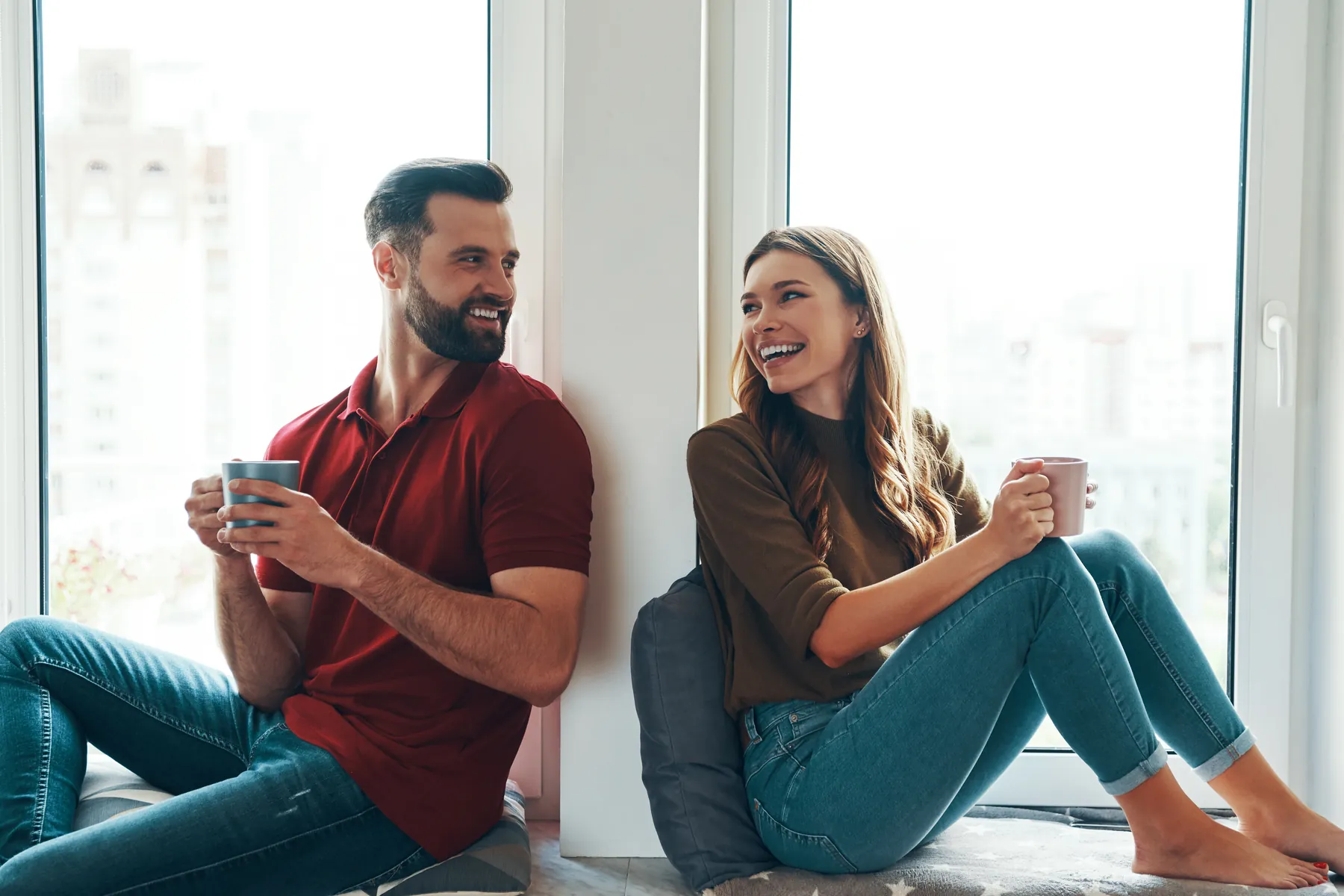 Pareja en casa